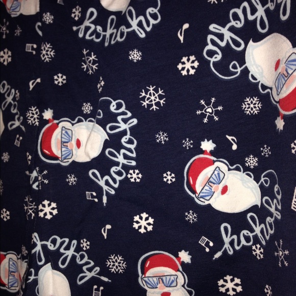 🌲🎁 Christmas Leggings - Picture 2 of 3